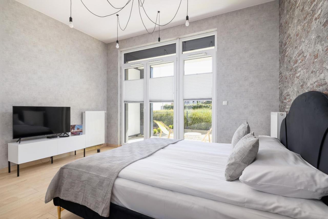 Krakow Studio With Parking & Terrace Near Zalew Bagry By Renters Prestige Exterior foto