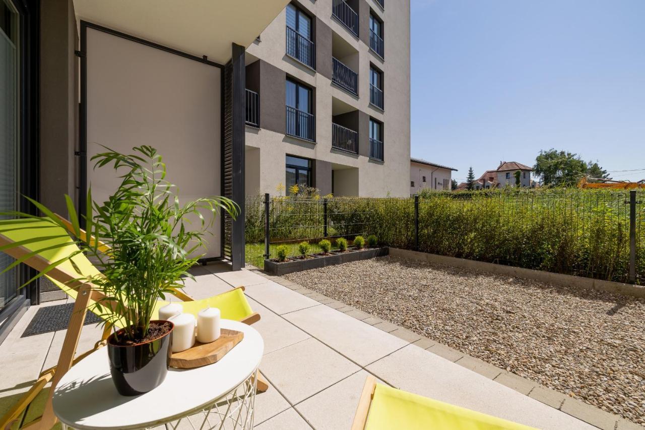 Krakow Studio With Parking & Terrace Near Zalew Bagry By Renters Prestige Exterior foto